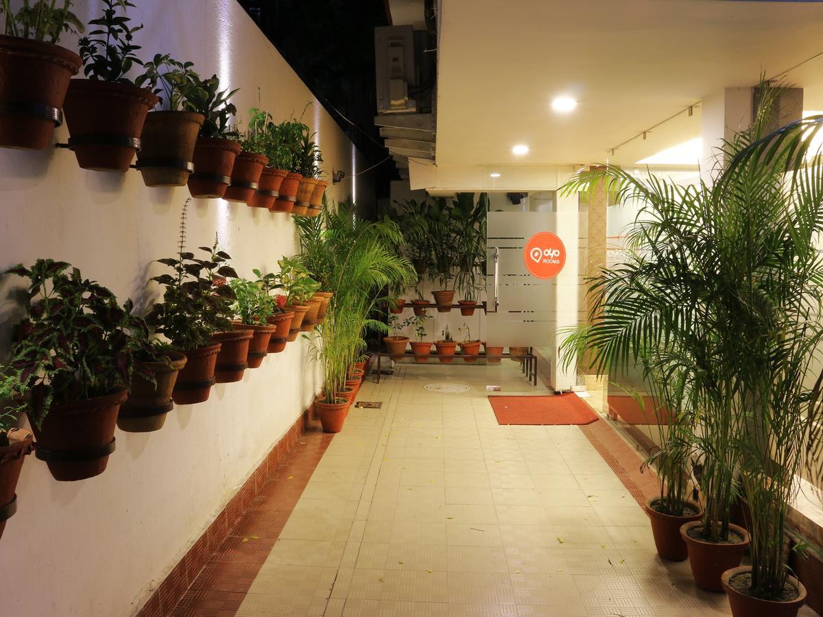 Oyo 662 Hotel Comfotel Calcutta Eksteriør billede
